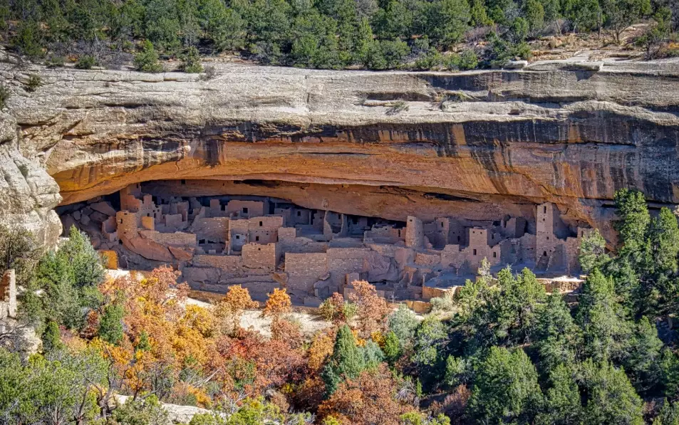 visit Mesa Verde