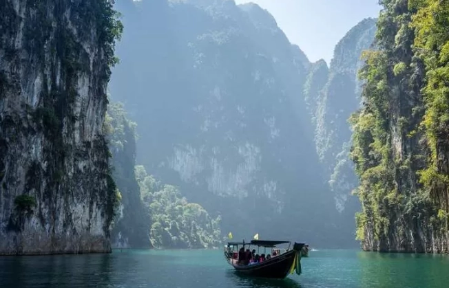 best time to travel internationally