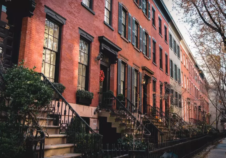 best area to stay in New York