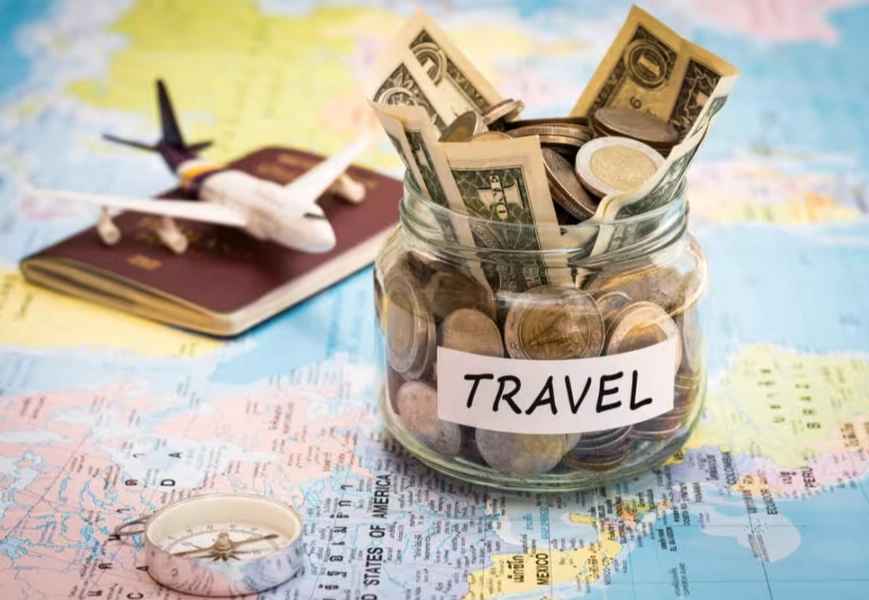 What is the cheapest month to travel in the US?