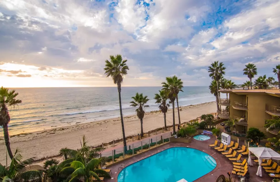 oceanfront hotels California